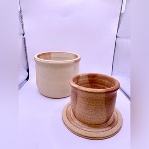 Vintage Ceramic Handmade STONEWARE Covered Butter Cheese Dish